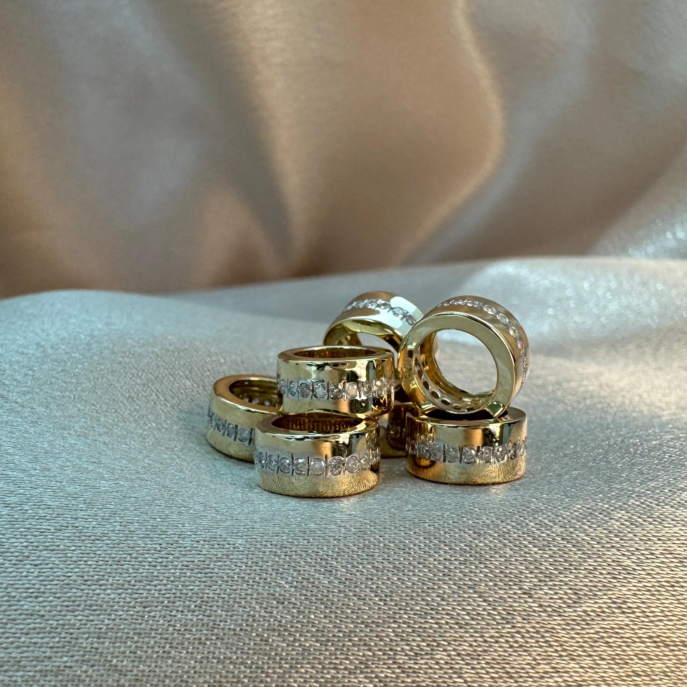 14k Gold Diamond Rondelle Bead / Roundel Bead 4.50x9mm