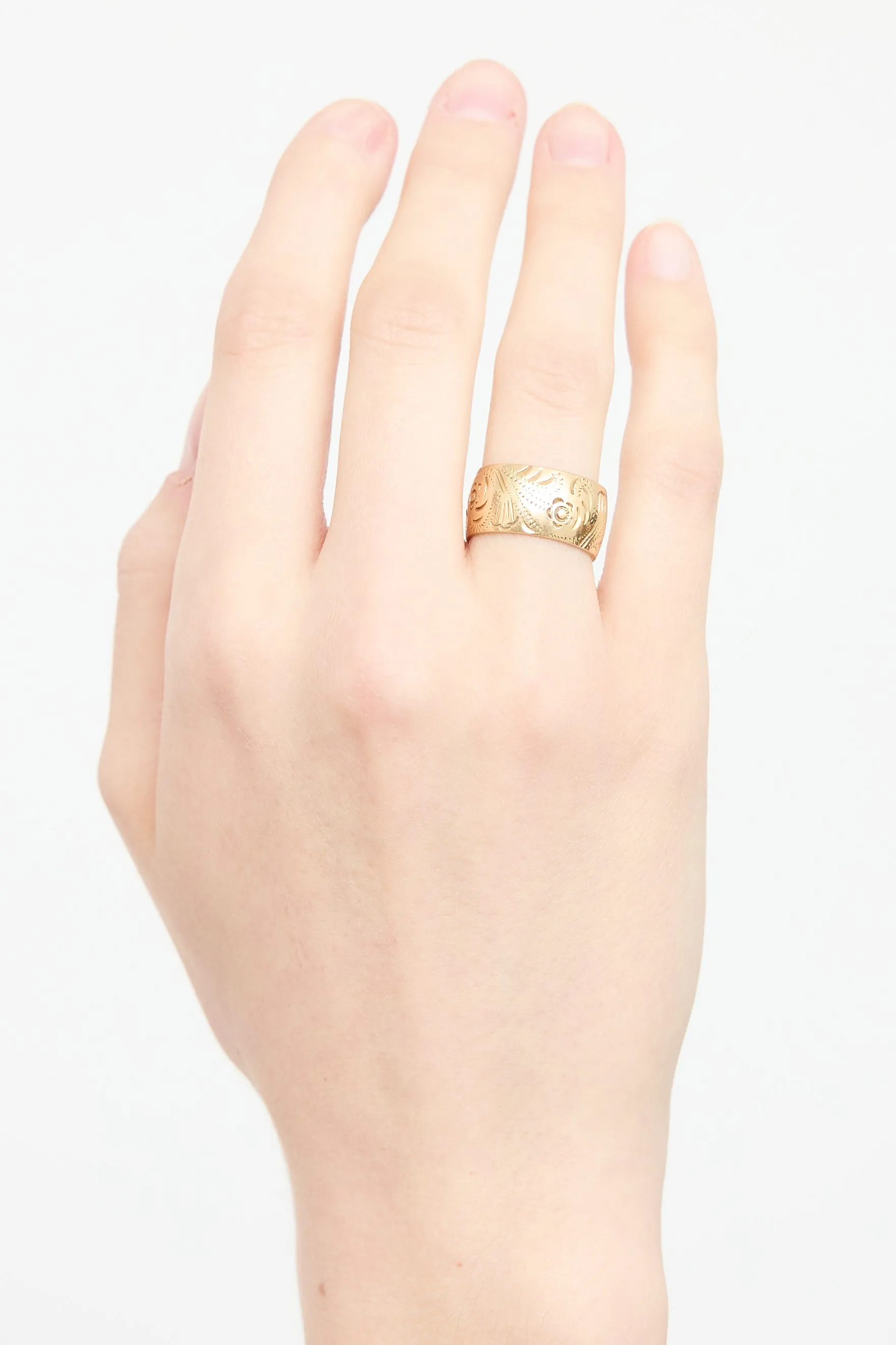 14K Yellow Gold Floral Engraved Ring