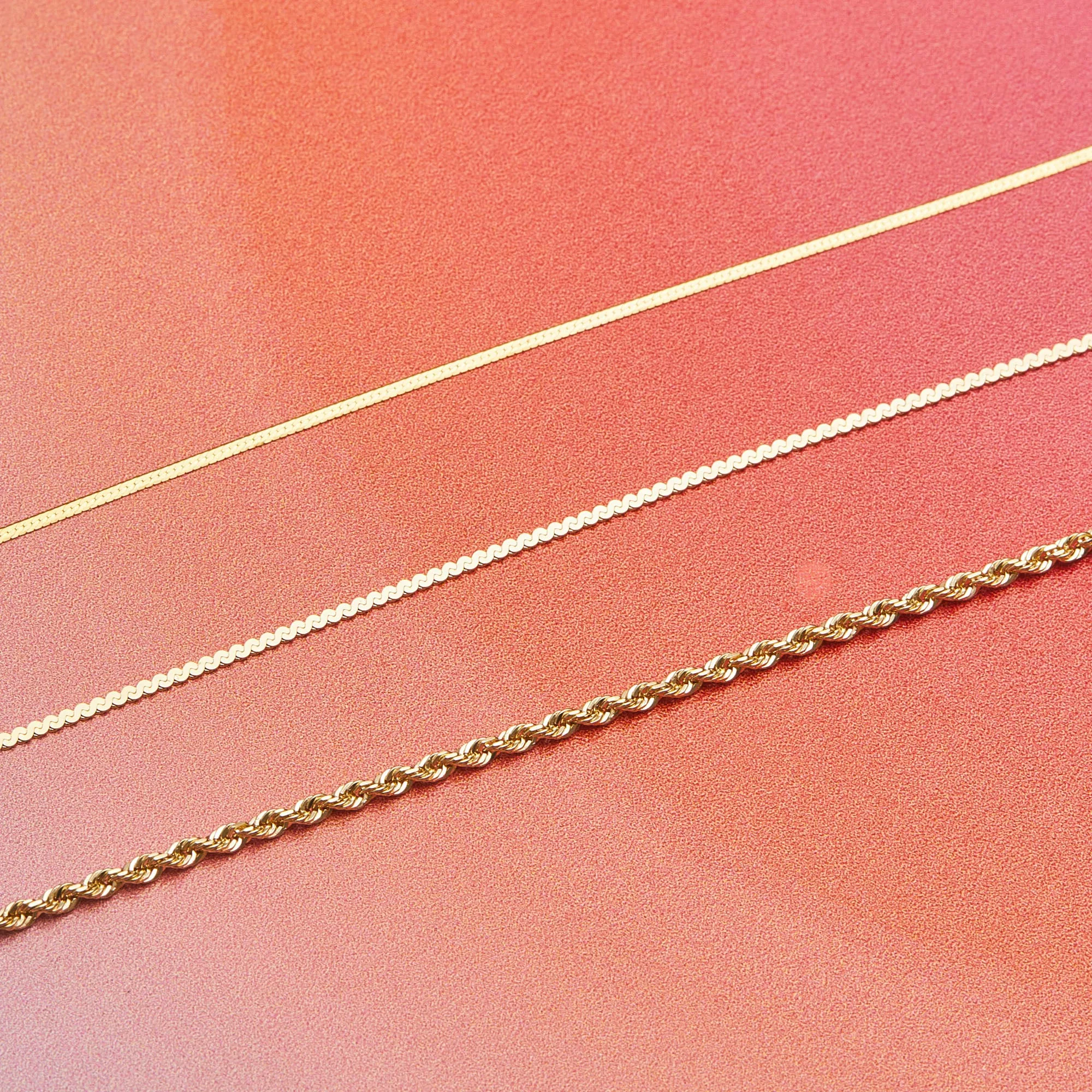 1.5mm Serpentine Bracelet