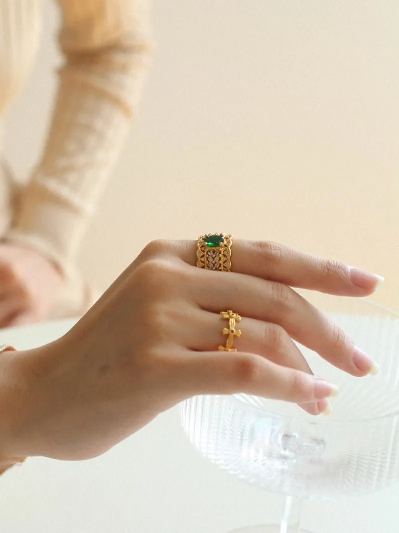 Antique Style Buccellati Zircon Wide Ring