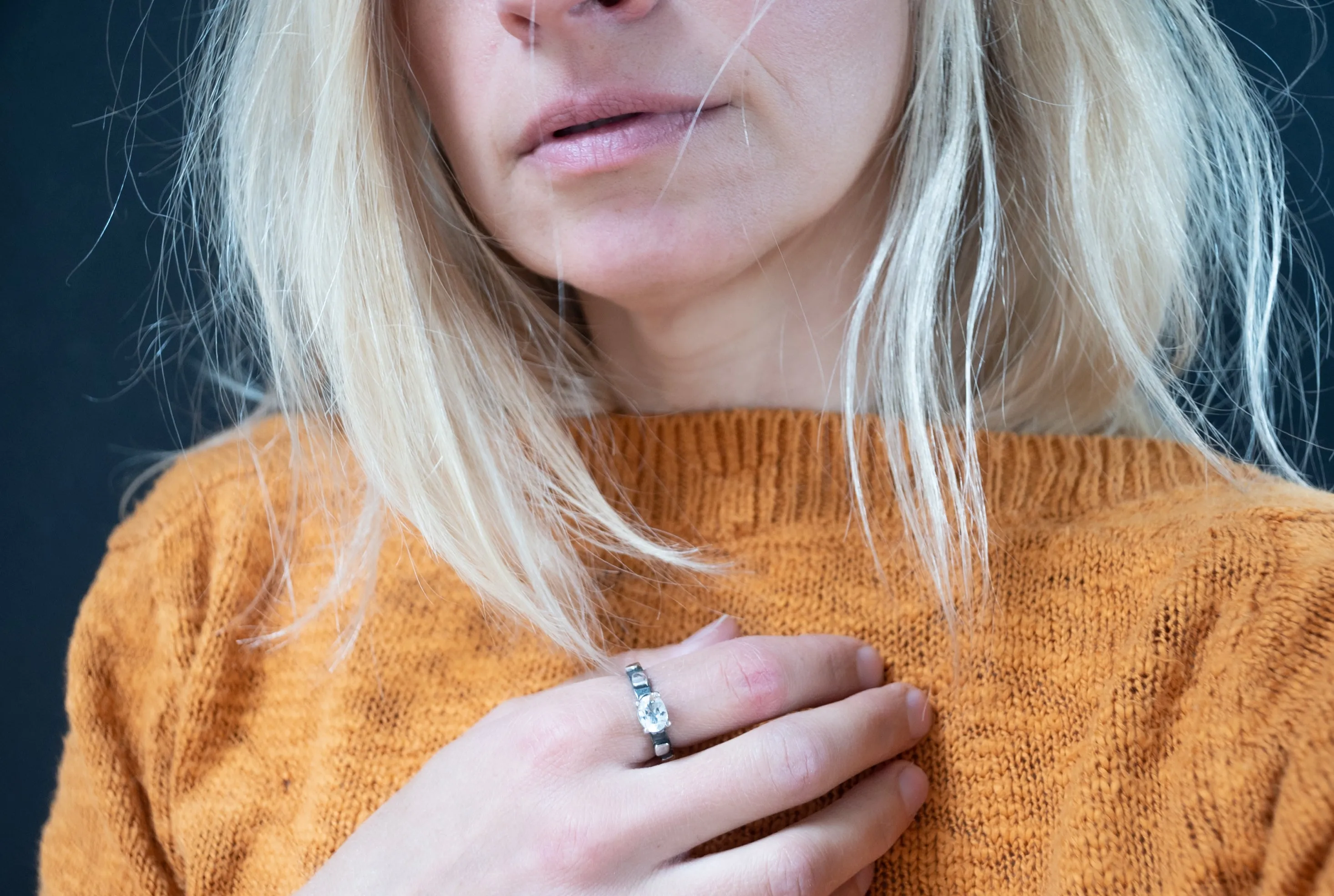 Eye catching silver ring with topaz