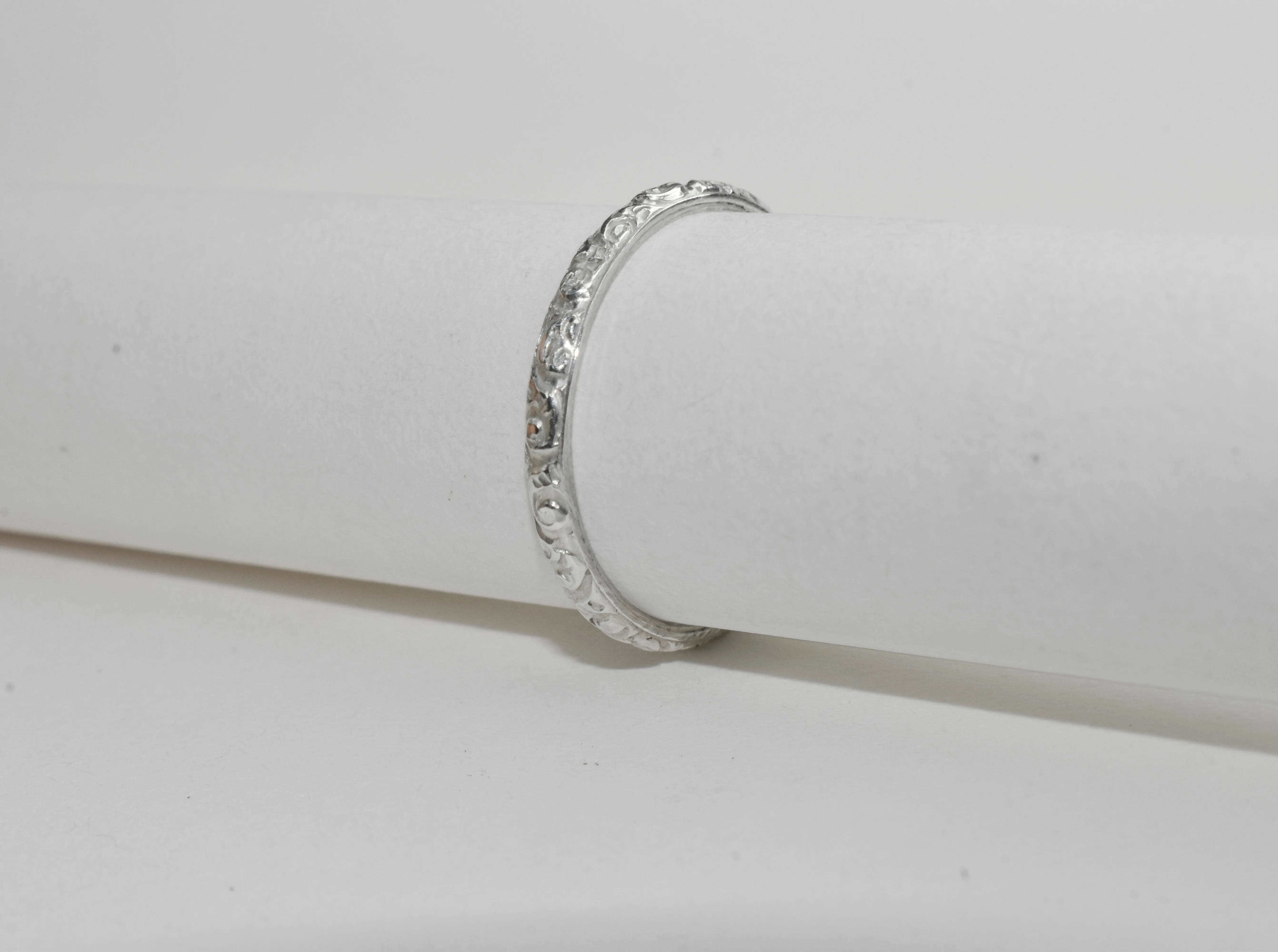 Le Floral | Simple Sterling Silver Floral Stacker Band
