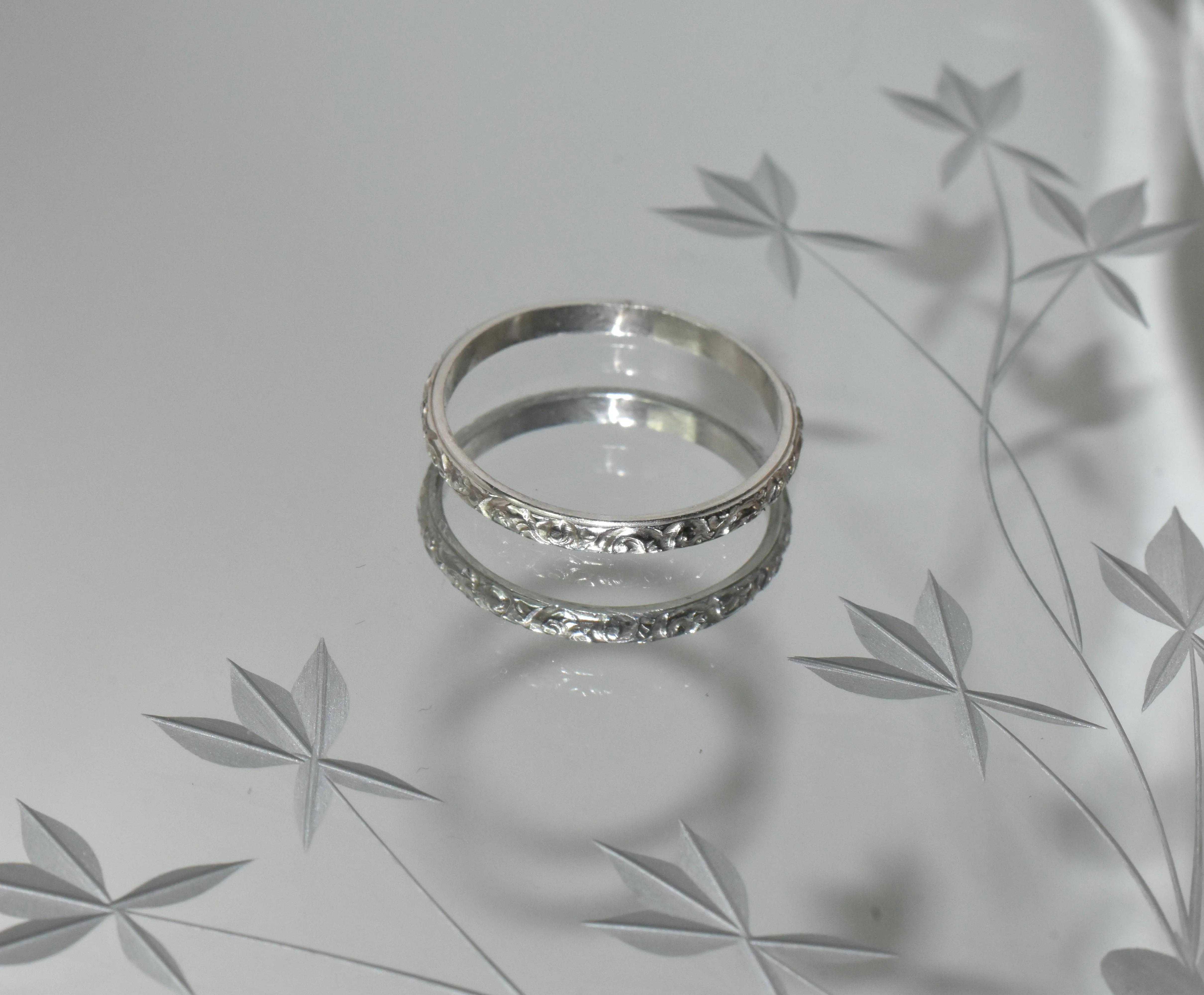 Le Floral | Simple Sterling Silver Floral Stacker Band