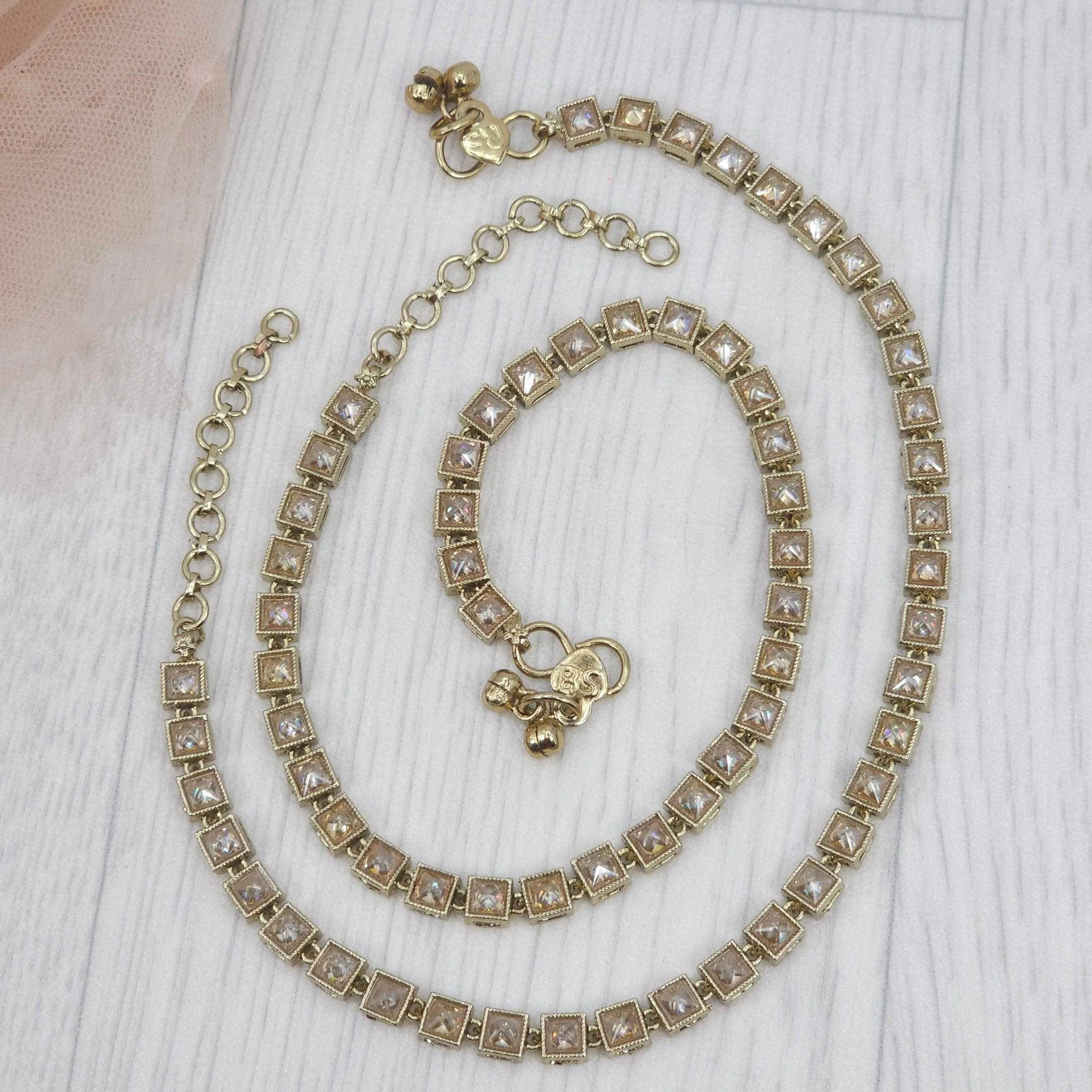 Monalisa Antique Gold Polki detailed Anklets - Square