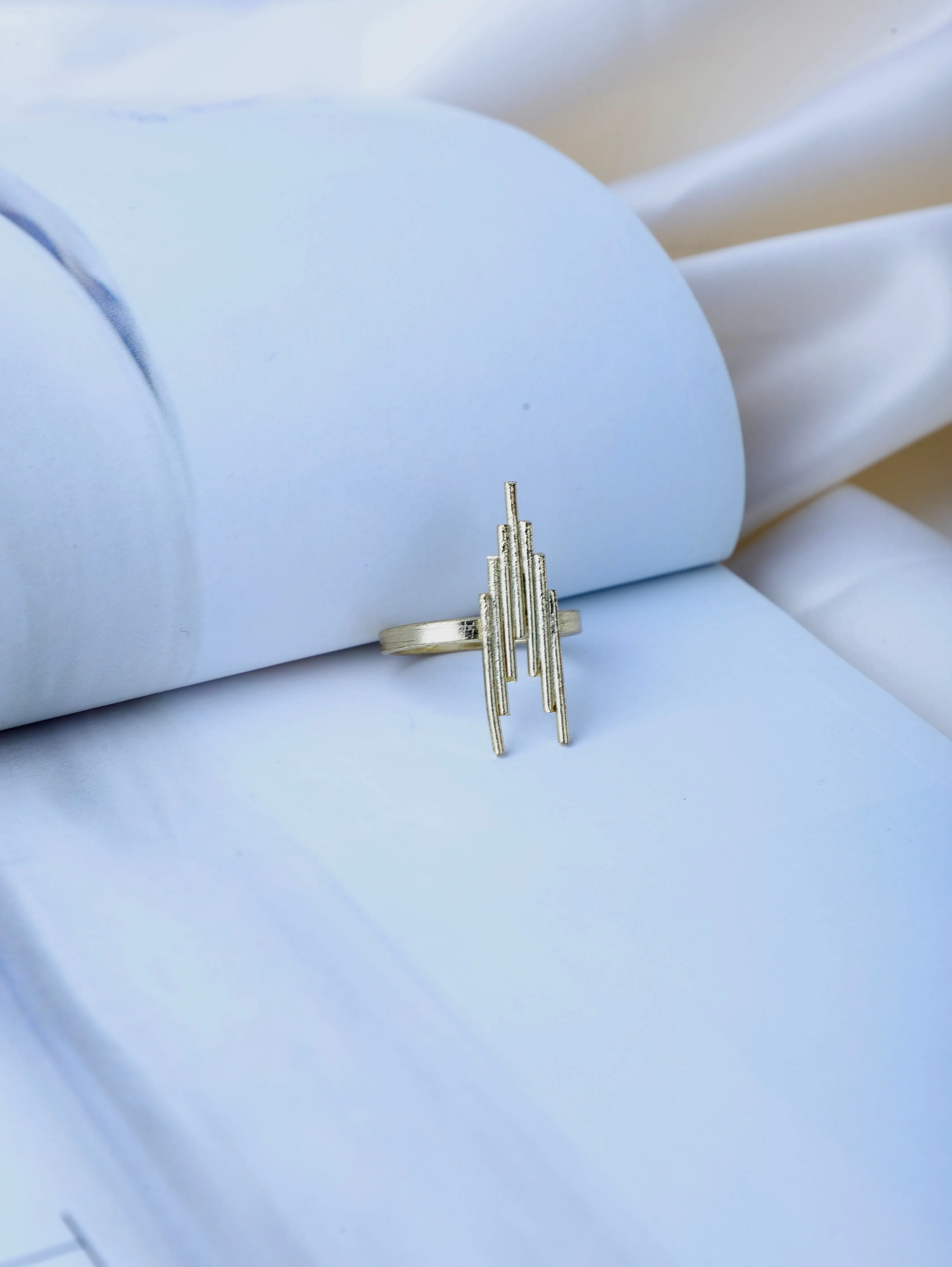 Parallels Statement Ring