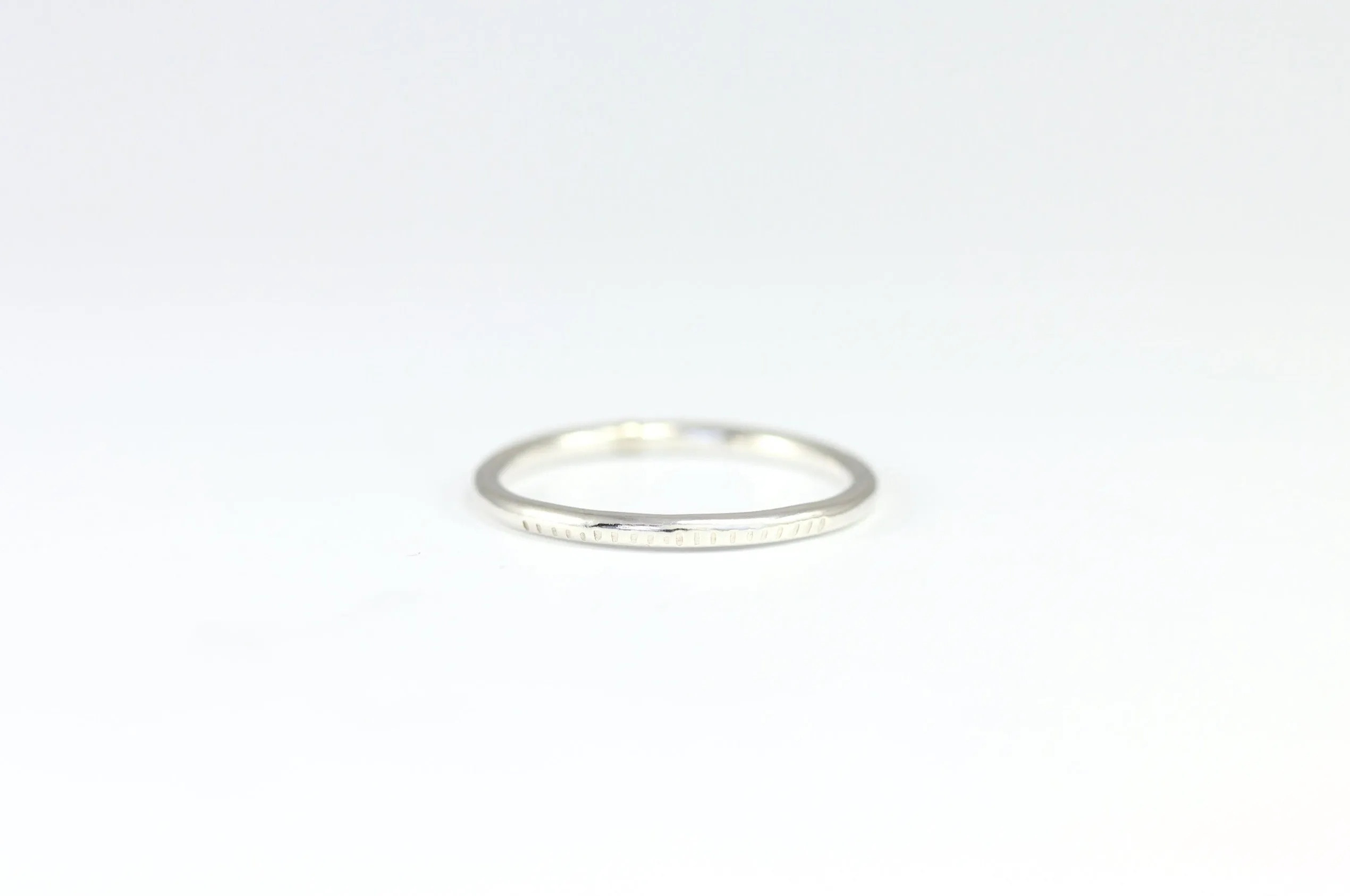 Texture Line Stacking Ring