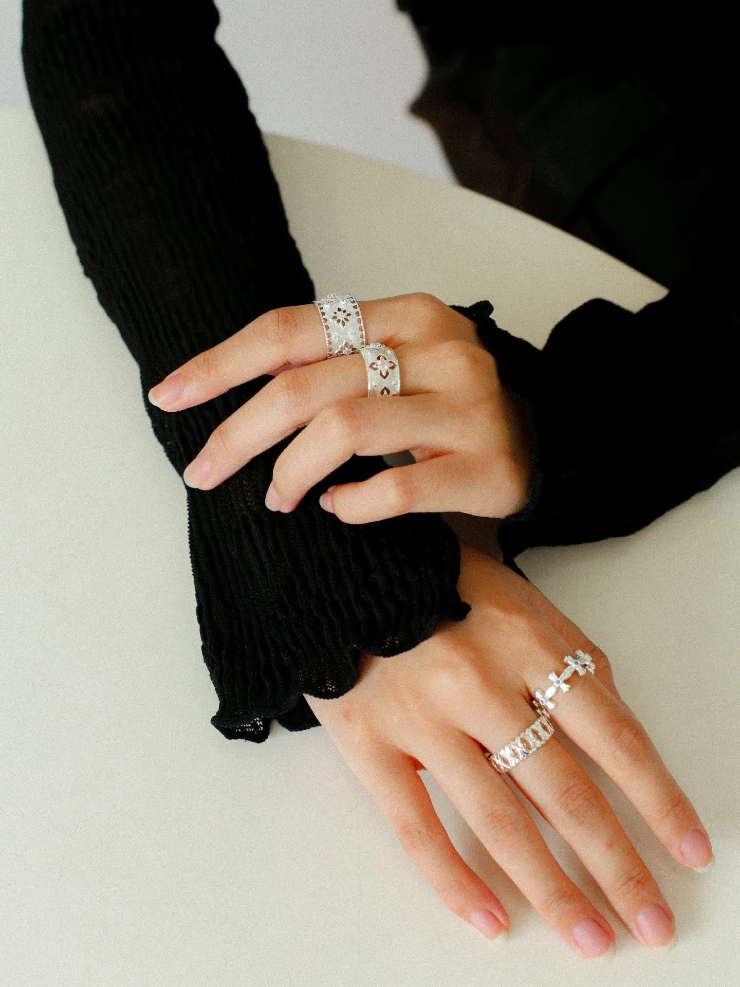 Vintage Hollow Flower Ring